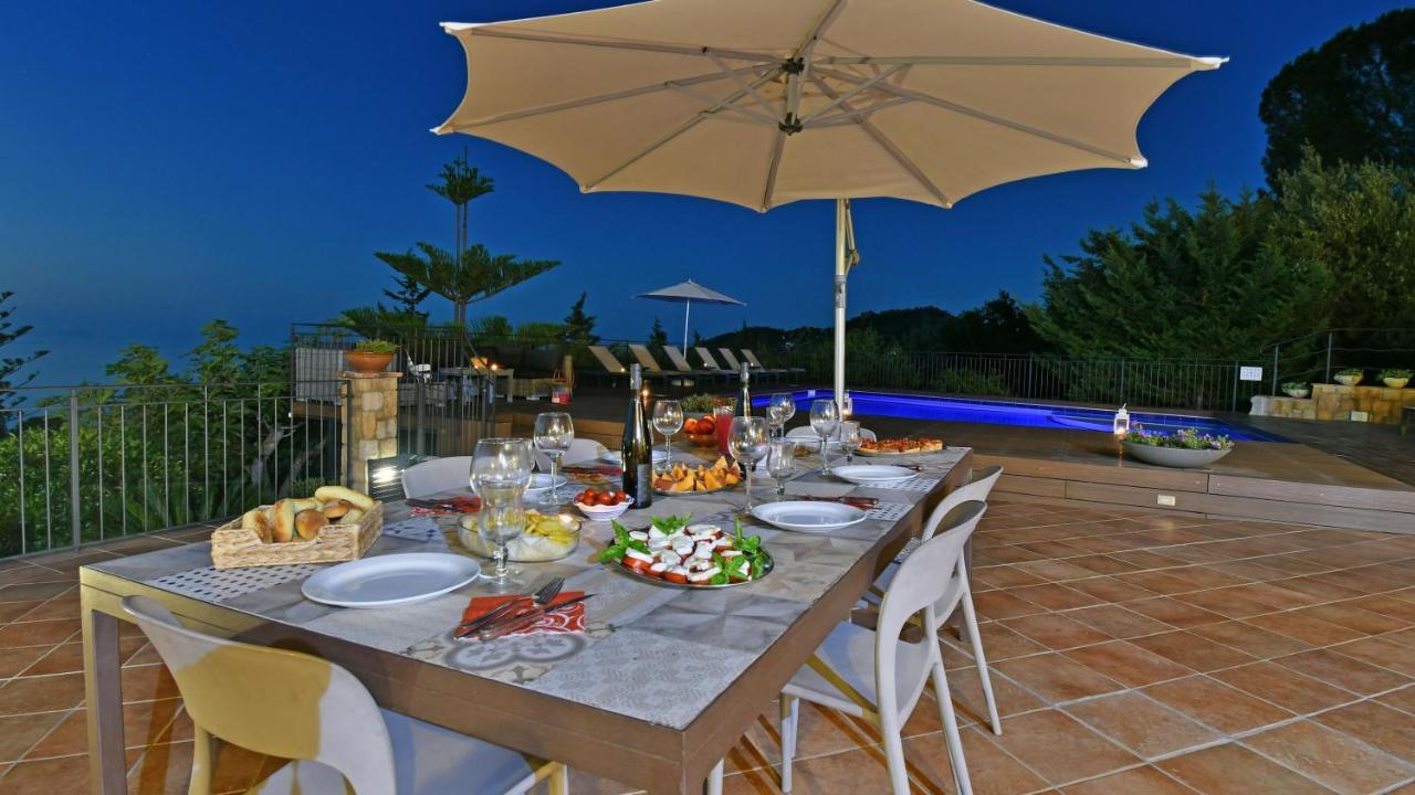 Villa Provenza 12&4, Emma Villas Чефалу Екстер'єр фото