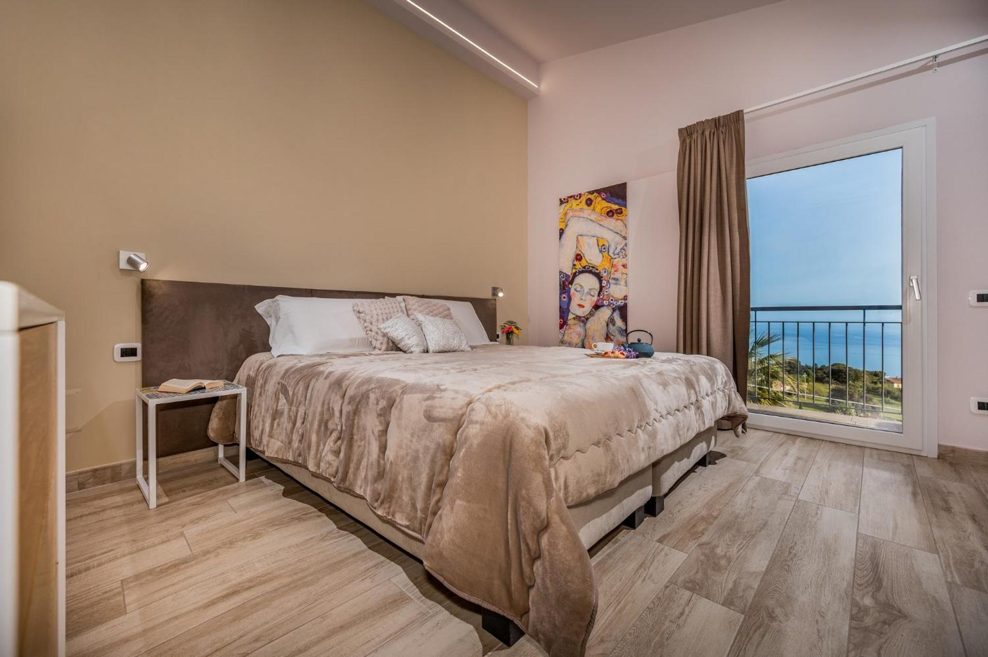 Villa Provenza 12&4, Emma Villas Чефалу Екстер'єр фото